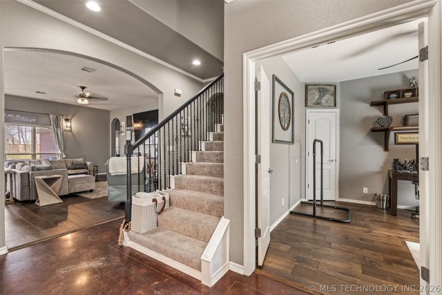 19835 E Redbud Drive, Owasso, OK 74055