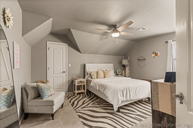 19835 E Redbud Drive, Owasso, OK 74055