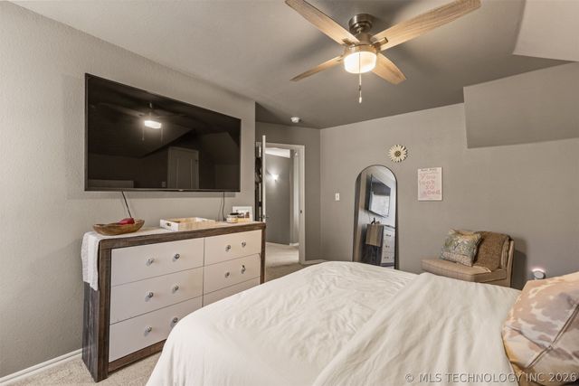 19835 E Redbud Drive, Owasso, OK 74055