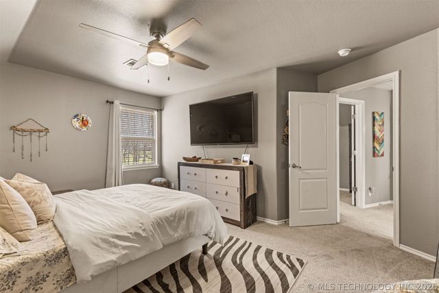 19835 E Redbud Drive, Owasso, OK 74055