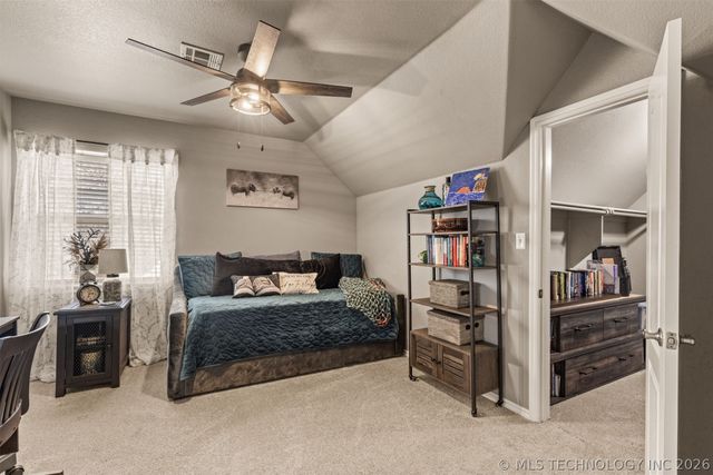 19835 E Redbud Drive, Owasso, OK 74055