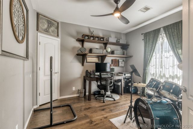 19835 E Redbud Drive, Owasso, OK 74055