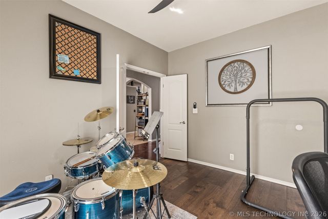 19835 E Redbud Drive, Owasso, OK 74055