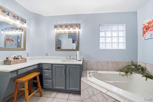 93 Fordham Circle, Pueblo, CO 81005