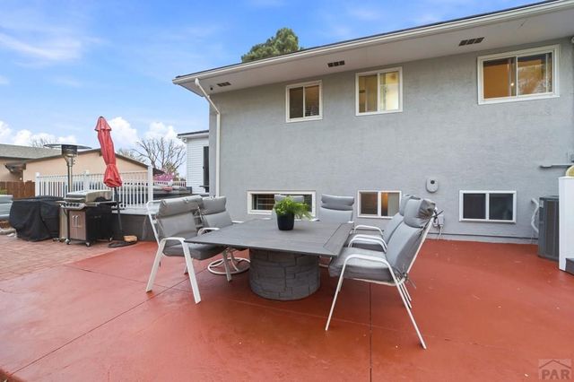 93 Fordham Circle, Pueblo, CO 81005