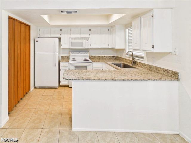 18541 Iris RD, Fort Myers, FL 33967