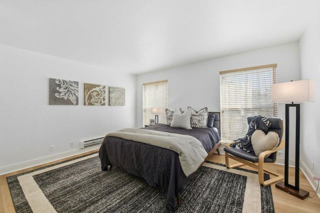 1940 Mount Vernon Court 1, Mountain View, CA 94040