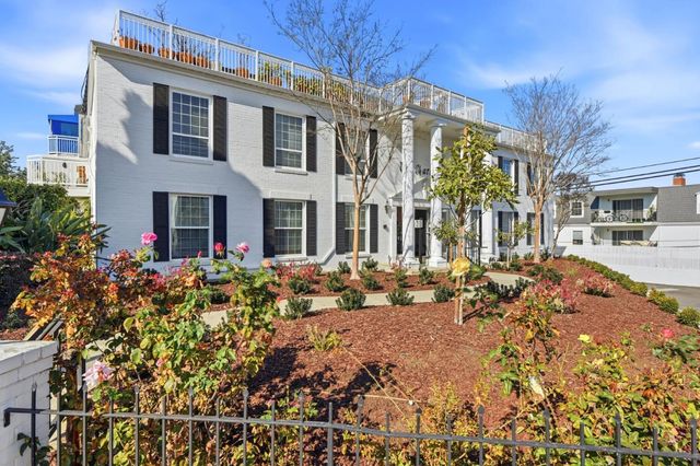 1940 Mount Vernon Court 1, Mountain View, CA 94040