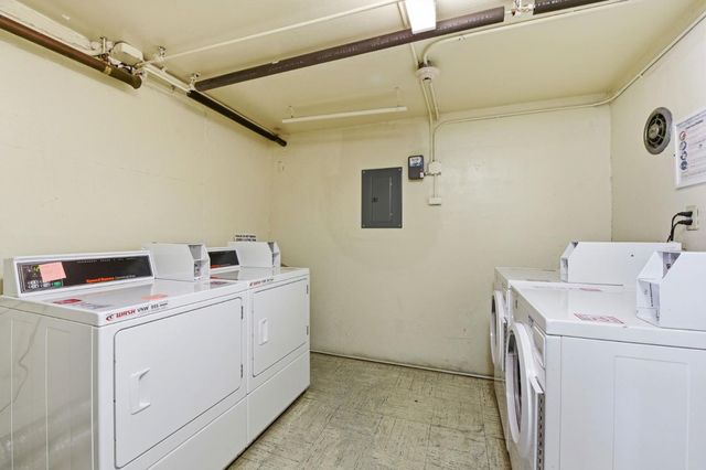 1940 Mount Vernon Court 1, Mountain View, CA 94040