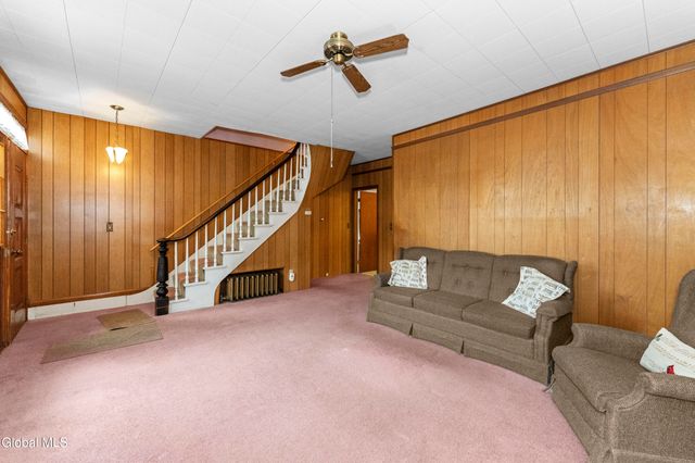 324 2nd Avenue, Watervliet, NY 12189