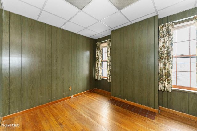 324 2nd Avenue, Watervliet, NY 12189