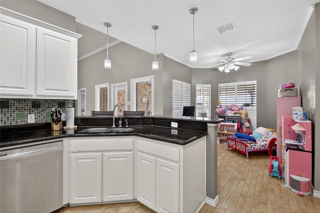 14049 River Rock Dr, Corpus Christi, TX 78410