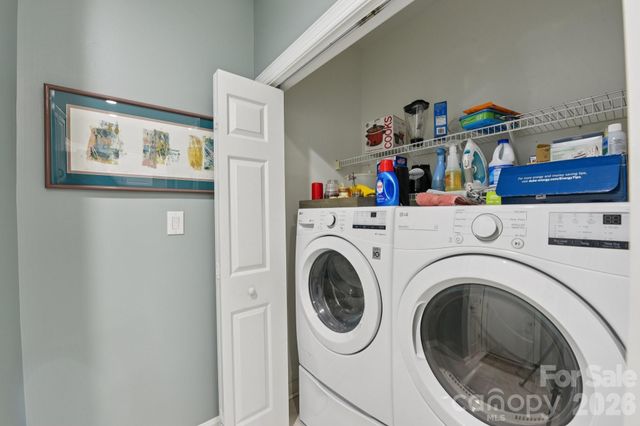 10816 Willow Crossing Drive, Charlotte, NC 28210