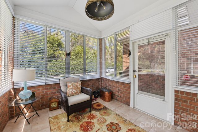 10816 Willow Crossing Drive, Charlotte, NC 28210