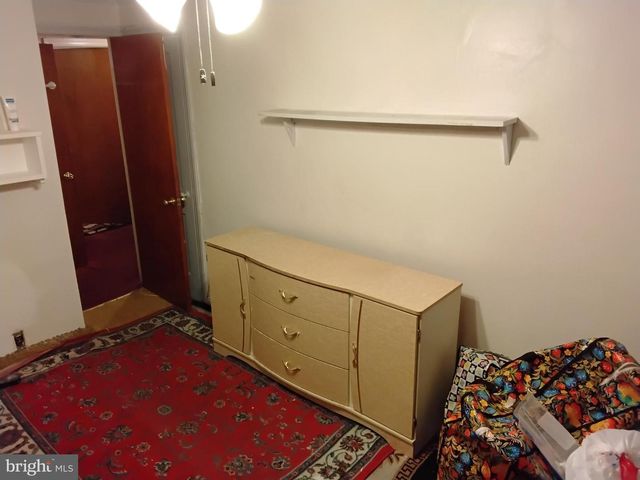 27 CONCORD RD, Darby, PA 19023