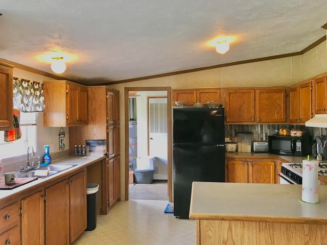 68976 Vistula Road, Mottville Twp, MI 49099