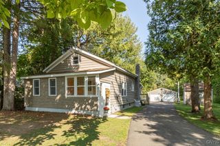 8230 Sixty Road, Lysander, NY 13027