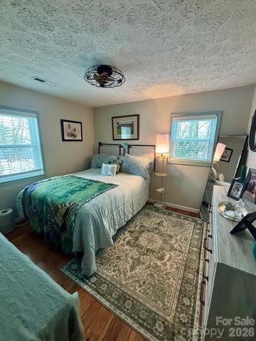 85 Crestwood Circle, Newland, NC 28657