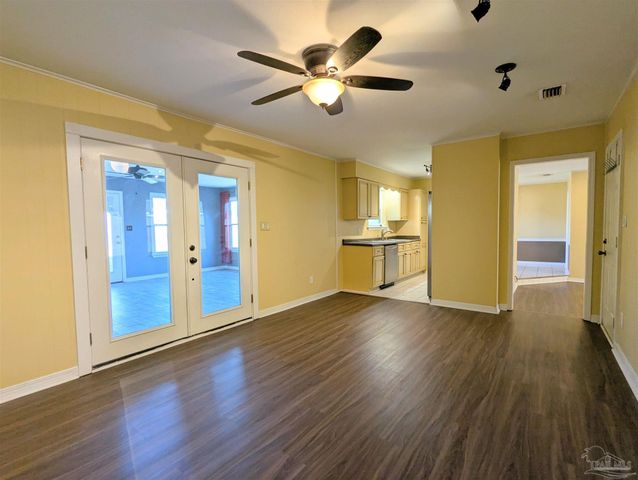 4680 Anchor Ln, Pensacola, FL 32514