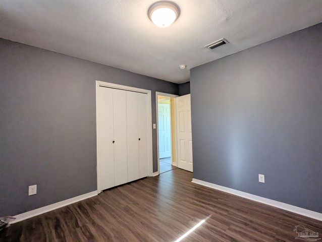 4680 Anchor Ln, Pensacola, FL 32514