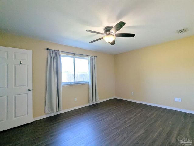 4680 Anchor Ln, Pensacola, FL 32514