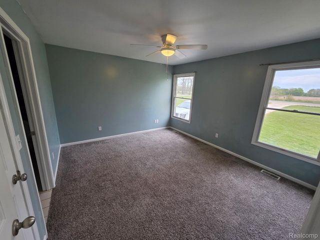 10423 Fowlerville Road, Conway Township, MI 48836