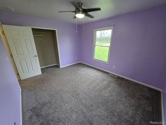 10423 Fowlerville Road, Conway Township, MI 48836