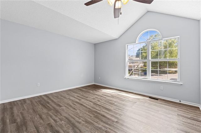 1117 Meadowlark Lane, Liberty, MO 64068