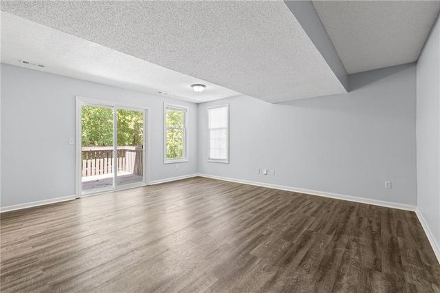 1117 Meadowlark Lane, Liberty, MO 64068