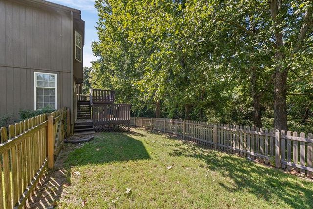 1117 Meadowlark Lane, Liberty, MO 64068