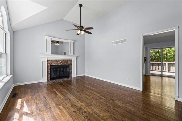1117 Meadowlark Lane, Liberty, MO 64068