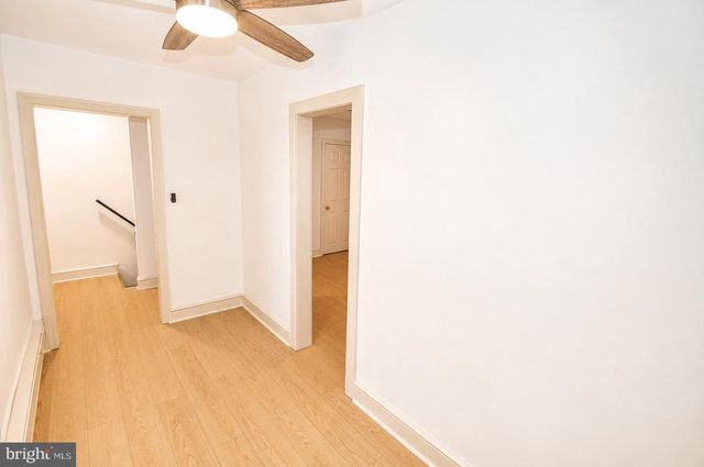 402 LAWRENCE ST, Burlington, NJ 08016
