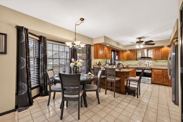 0S775 Madison Street, Winfield, IL 60190