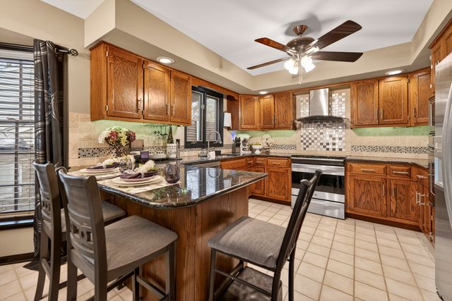 0S775 Madison Street, Winfield, IL 60190