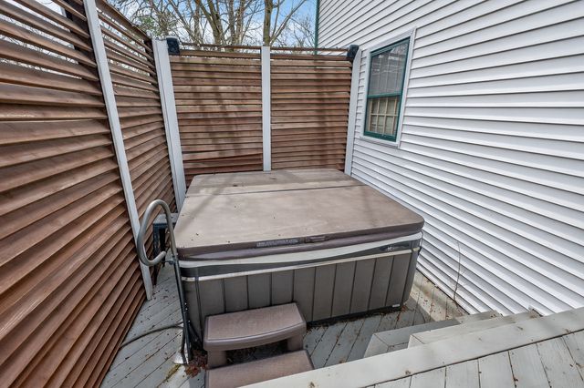 0S775 Madison Street, Winfield, IL 60190