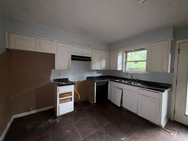 10004 Forester Cove, Little Rock, AR 72209