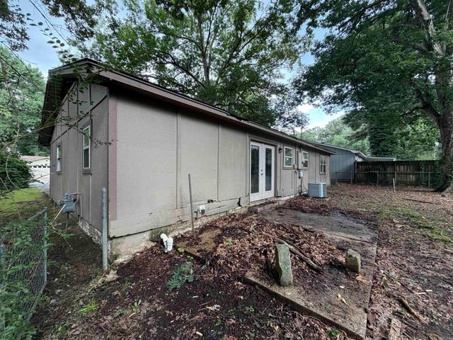 10004 Forester Cove, Little Rock, AR 72209