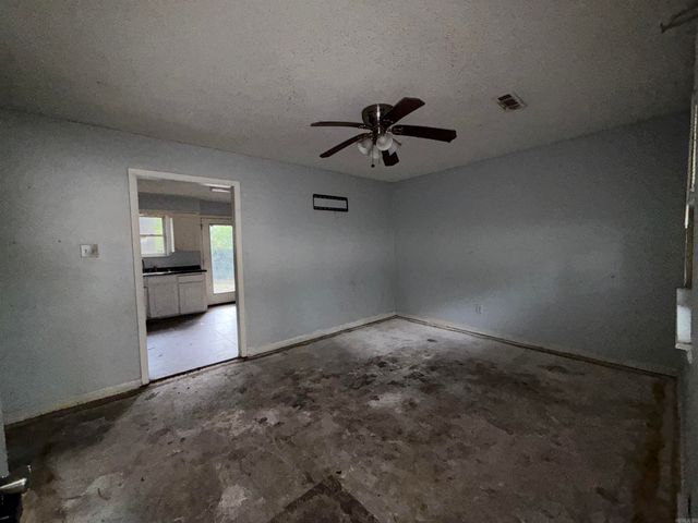 10004 Forester Cove, Little Rock, AR 72209