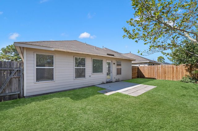 16810 Perryton Lane, Houston, TX 77073