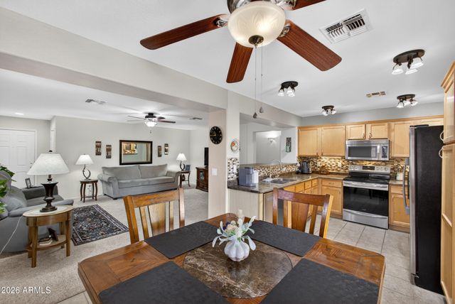 42396 W HALL Drive, Maricopa, AZ 85138