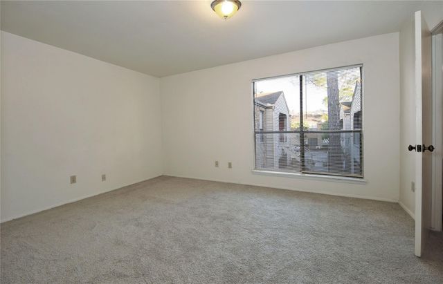 2025 Augusta 306, Houston, TX 77057