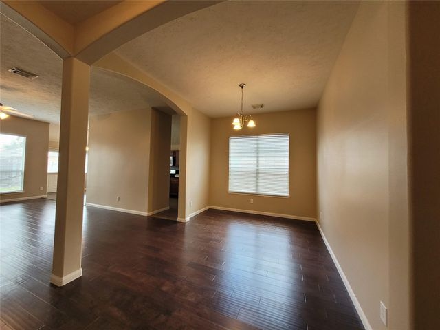 11826 Fortune Park Drive, Houston, TX 77047