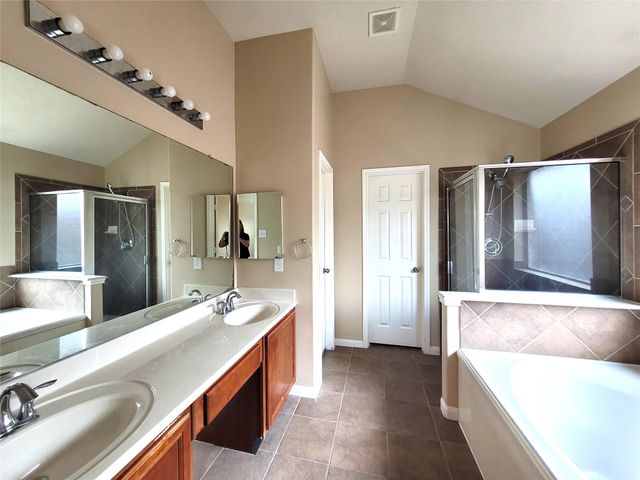 11826 Fortune Park Drive, Houston, TX 77047