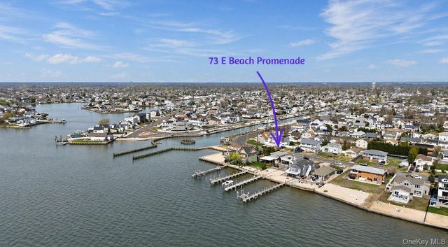 73 E Beach Promenade, Lindenhurst, NY 11757
