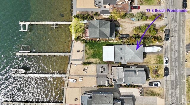 73 E Beach Promenade, Lindenhurst, NY 11757