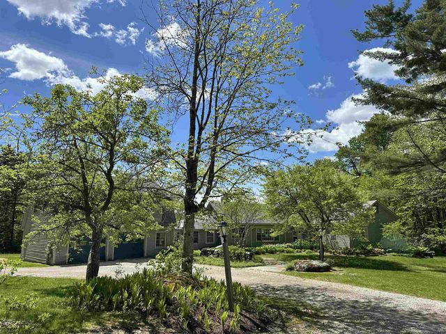 49 Burton Road, Weston, VT 05161