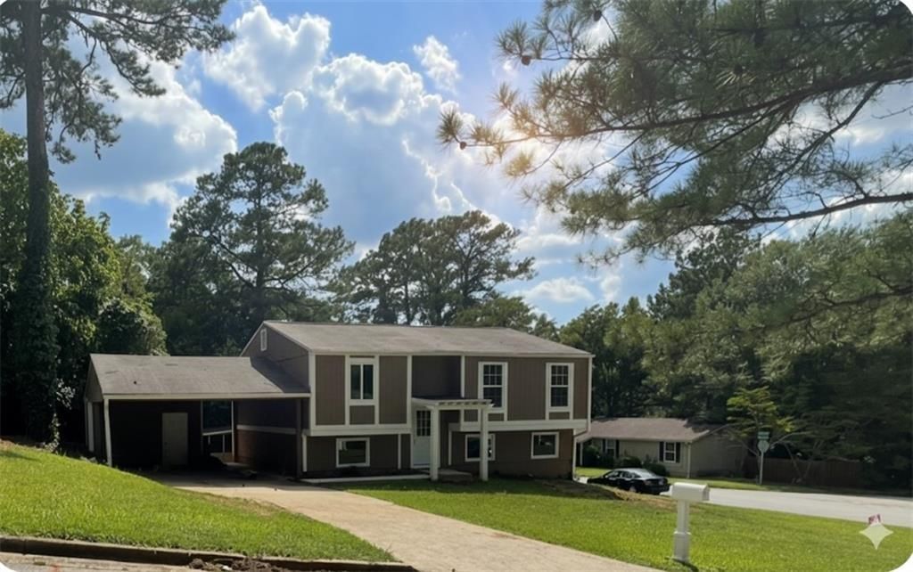 4941 Isle Royal Court, Stone Mountain, GA 30088