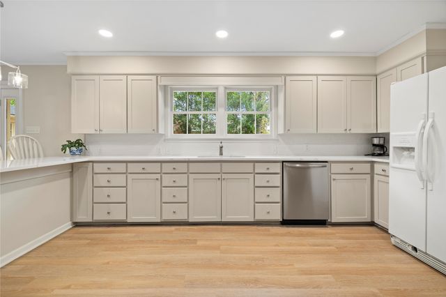 1602 Dennis Drive, Tyler, TX 75701