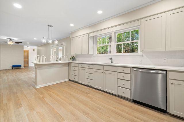 1602 Dennis Drive, Tyler, TX 75701