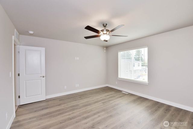 8733 151st Street E, Puyallup, WA 98375